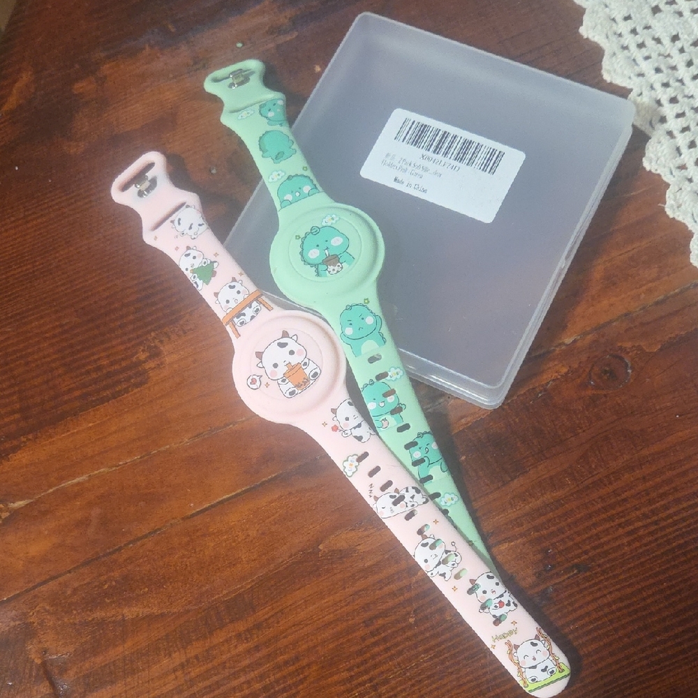Air Tag Silicone Bracelet Animal-Themed Kids Wristbands - Pink and Green ☆ 2 Pk